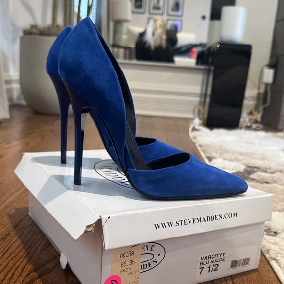 Steve Madden Electric Blue Suede Heels - Picture 3 of 6